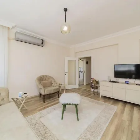 Apartment Ats Group - Lara Family & Friends Flat